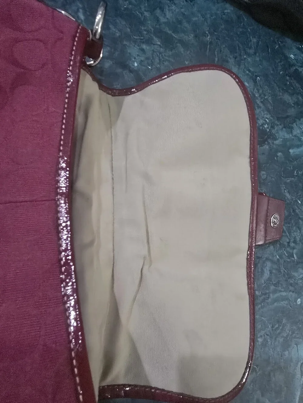 Rare Y2k Vintage Coach Burgundy SOHO 17093. Flap. Used.